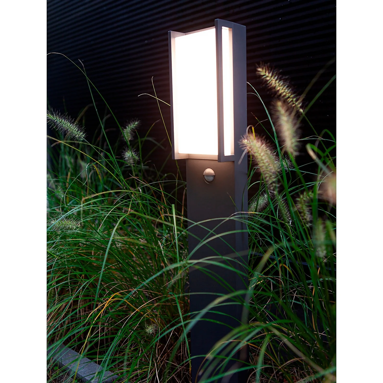 Lutec Qubo LED Outdoor Bollard Light with PIR Motion Sensor - Anthracite Lutec Qubo LED Outdoor Bollard Light With PIR Motion Sensor - Anthracite -Home Lighting Store 13950216 1804993052339181